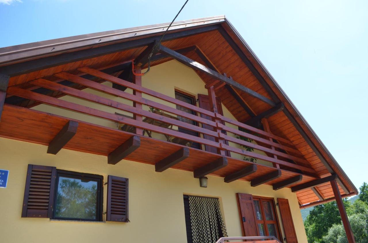 Kuca Za Odmor Pacan Klanac  Ngoại thất bức ảnh